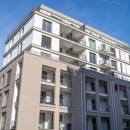 River Lux - 5 Min To Hbf شقة فيتسلار
